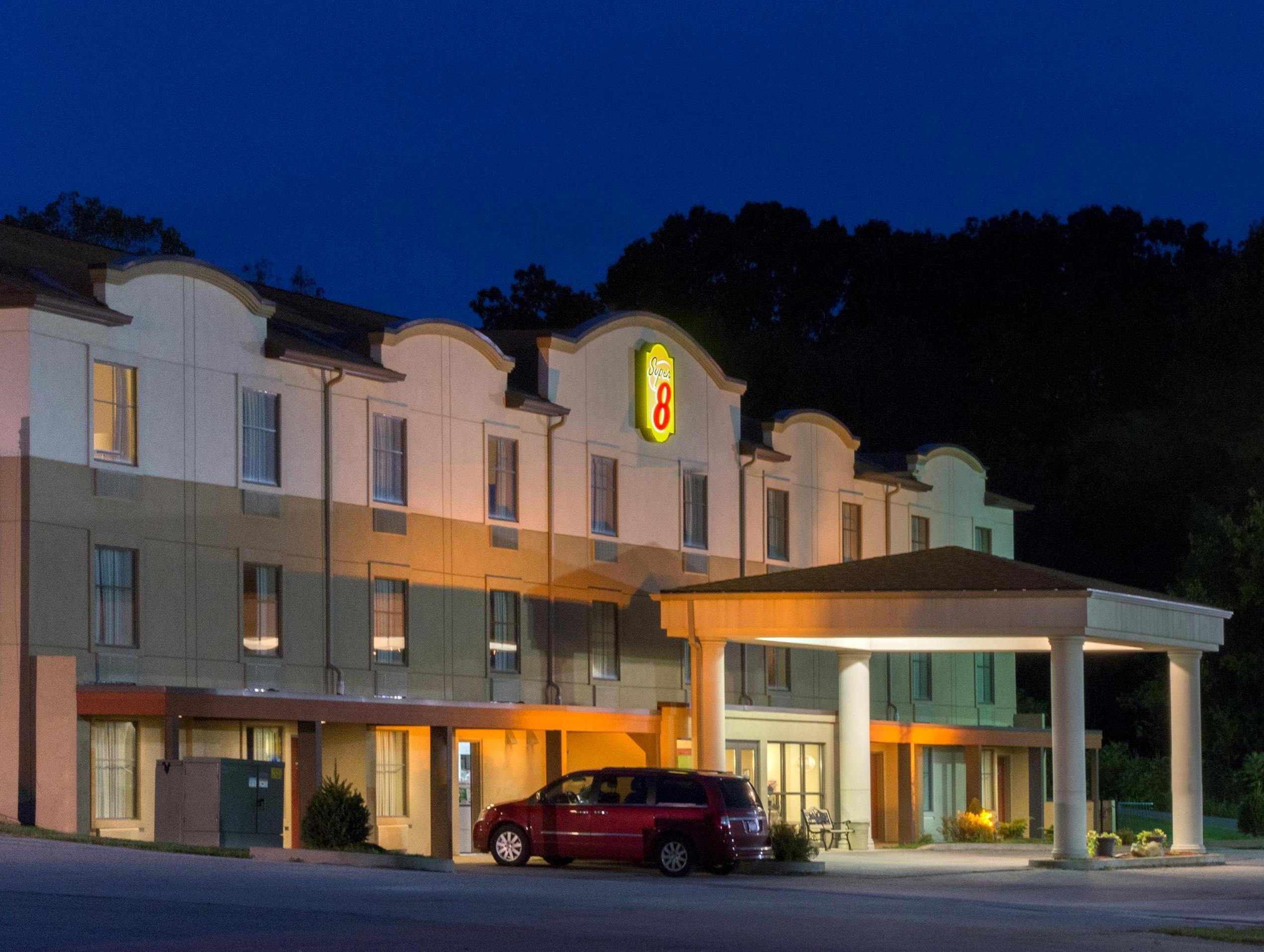 ซูเปอร์ 8 บาย วินด์แฮม บีเวอร์ ฟอลล์ Hotel Beaver Falls ภายนอก รูปภาพ