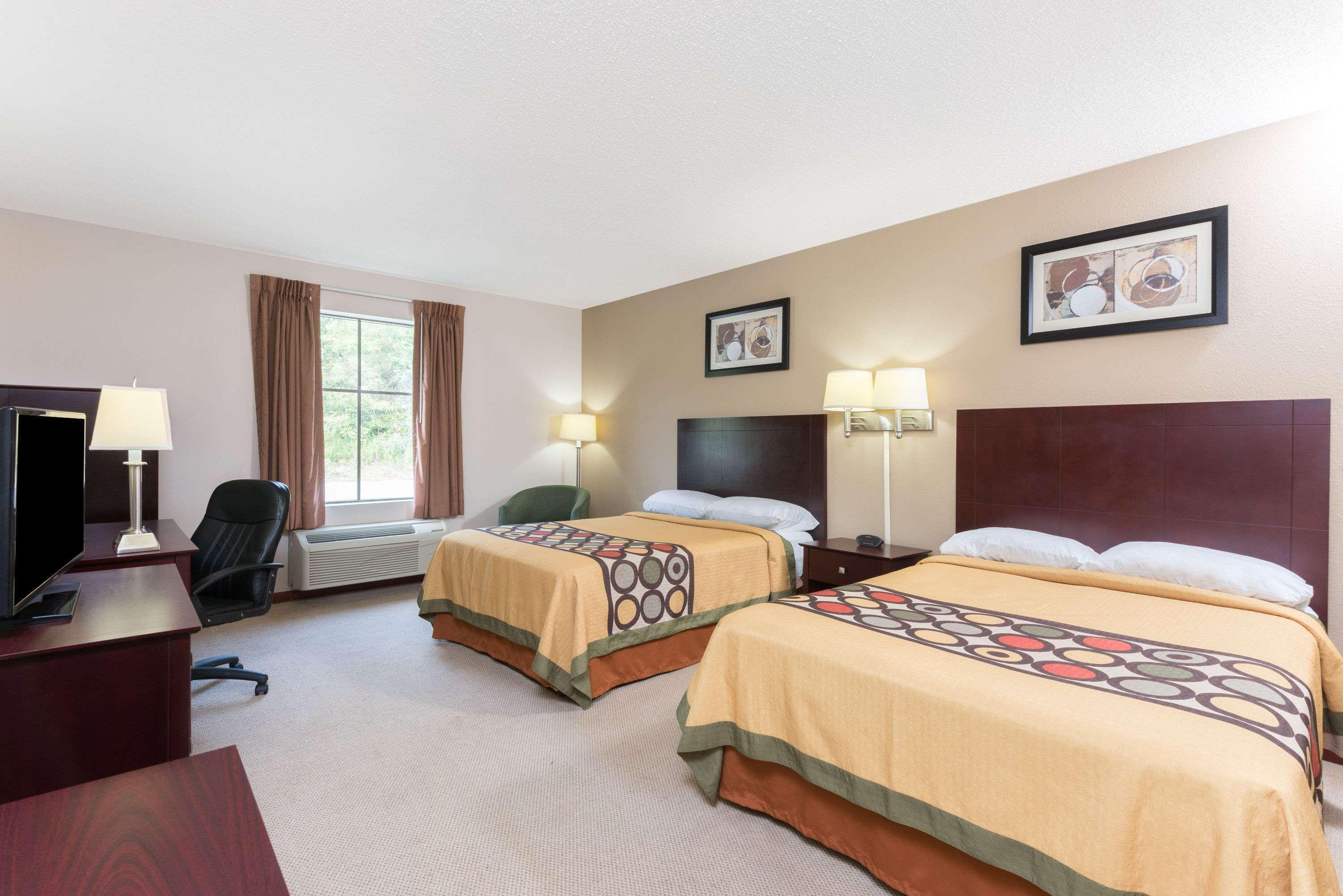 ซูเปอร์ 8 บาย วินด์แฮม บีเวอร์ ฟอลล์ Hotel Beaver Falls ภายนอก รูปภาพ